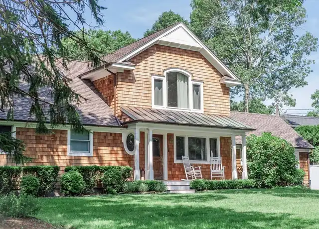 Property at 4 Landing Ln, East Quogue, NY, 11942, 6 beds, 4 baths, [object Object]