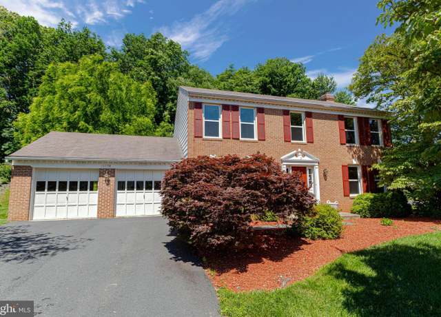 Photo of 11778 Hollyview Dr, Great Falls, VA 22066