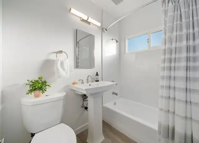 Property at 240 Spring St, Paso Robles, CA, 93446, 2-3 beds, 1 bath, [object Object]