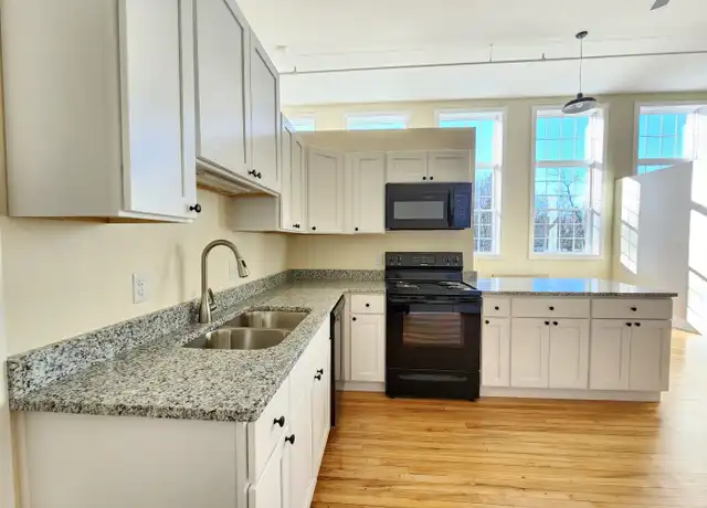 Property at 21 Jefferson St Unit 2, Old Town, ME, 04468, 2 beds, 1 bath, [object Object]
