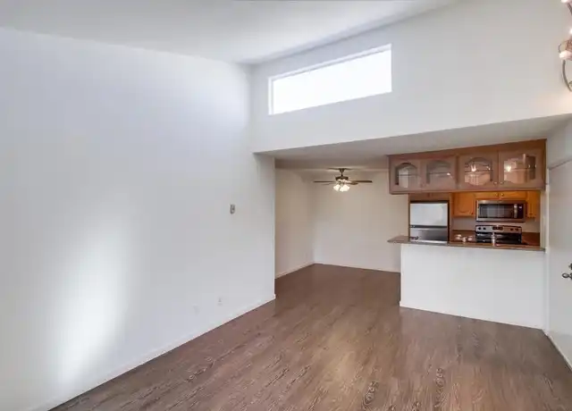 Property at 3549 Castle Glen Dr, San Diego, CA, 92123, 1 bed, 1 bath, [object Object]