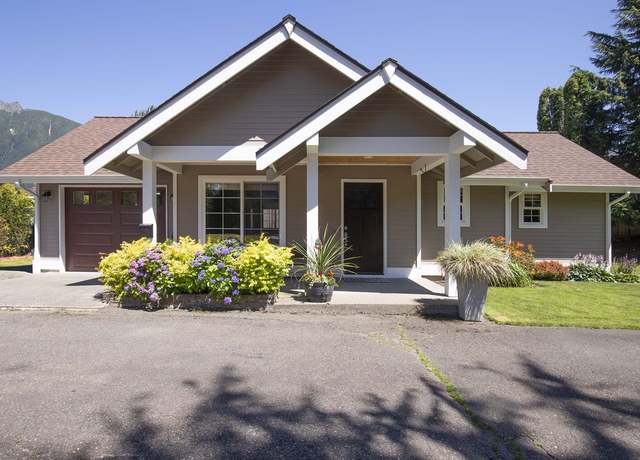 Photo of 565 SE 10th Pl, North Bend, WA 98045