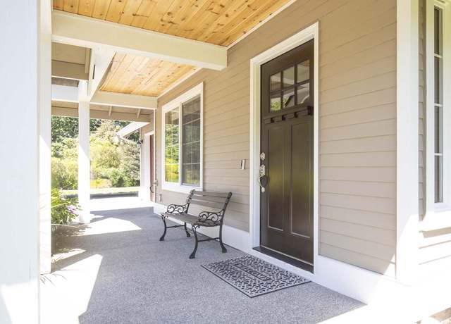 Photo of 565 SE 10th Pl, North Bend, WA 98045