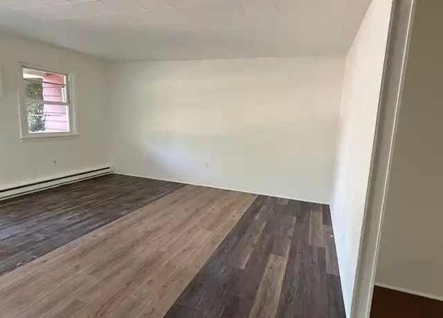 Property at 1 Kenalcon Dr Unit 27, Phoenixville, PA, 19460, 2 beds, 1 bath, [object Object]