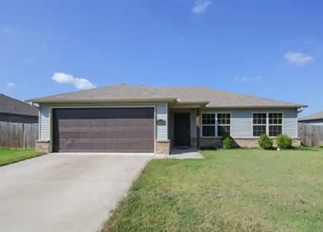 Property at 1209 S Spritz Dr, Fayetteville, AR, 72701, 3 beds, 2 baths, [object Object]