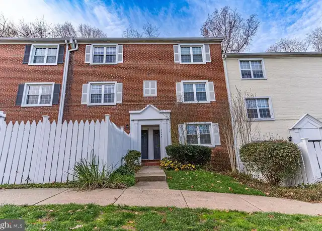 Property at 4644 28th Rd S Unit B, Arlington, VA, 22206, 2 beds, 1 bath, [object Object]