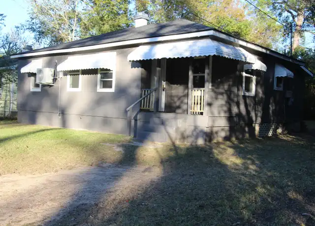 Property at 210 Frost St, Albany, GA, 31705, 3 beds, 1 bath, [object Object]