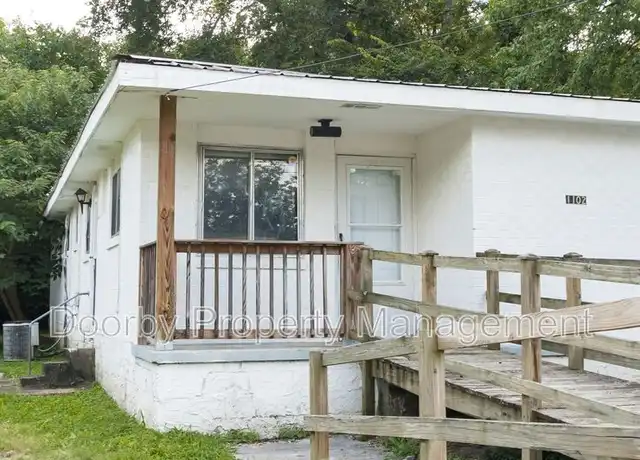 Property at 1102 N Hawthorne St Unit B, Chattanooga, TN, 37406, 2 beds, 1 bath, [object Object]