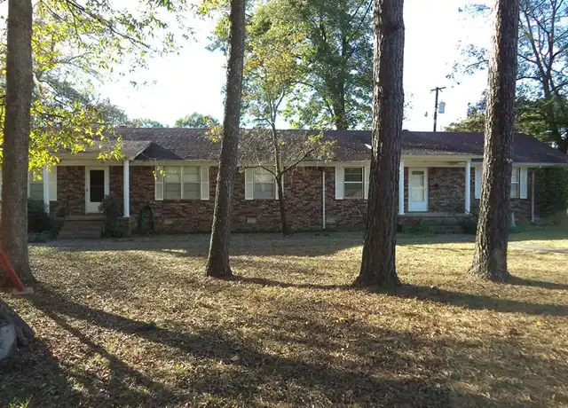 Property at 309 N Central Ave, Clarksville, AR, 72830, 2 beds, 1 bath, [object Object]