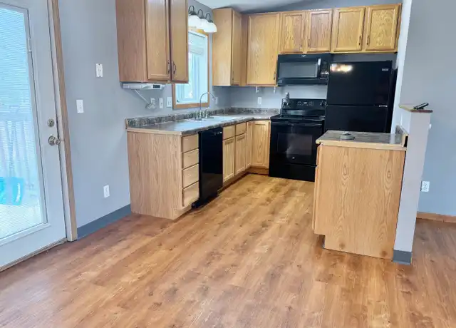 Property at 5141 7th Ln S, Fargo, ND, 58103, 4 beds, 2 baths, [object Object]