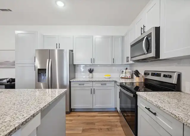 Property at Farmhouse Apartments - 635 Lyons Farm Pkwy, Murfreesboro, TN, 37127, 1-2 bed, 1-2 bath, [object Object]
