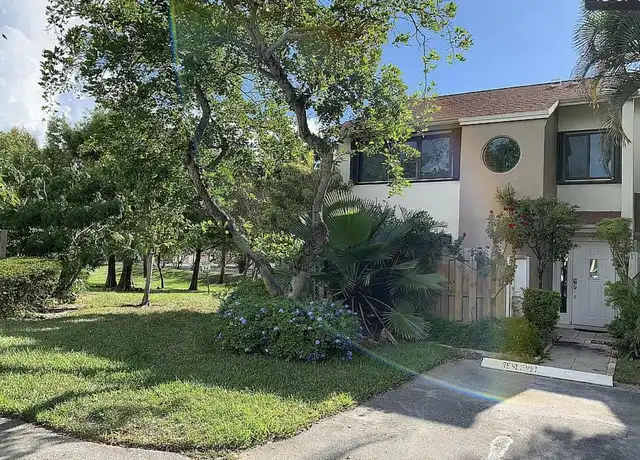Property at 317 City View Dr Unit 317, Fort Lauderdale, FL, 33311, 3 beds, 2 baths, [object Object]