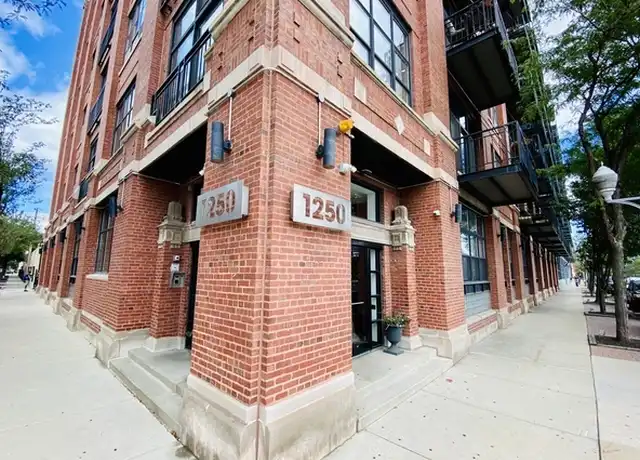 Property at 1250 W Van Buren St #203, Chicago, IL, 60607, 2 beds, 1 bath, [object Object]