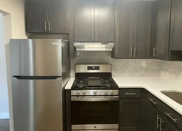 Property at Paradise Club - 17 Walnut St, Toms River, NJ, 08753, 1-2 bed, 1 bath, [object Object]
