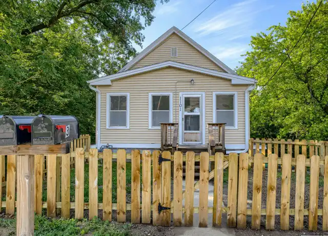 Property at 1101 Bancroft St Unit 3, Omaha, NE, 68108, 1 bed, 1 bath, [object Object]
