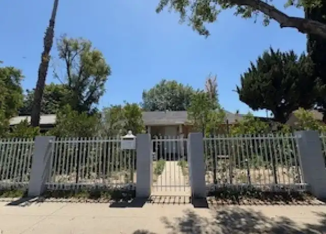 Property at 17530 Saticoy St, Van Nuys, CA, 91406, 3 beds, 1 bath, [object Object]