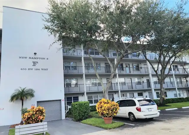 Property at 400 SW 134th Way Unit F408, Pembroke Pines, FL, 33027, 1 bed, 1 bath, [object Object]