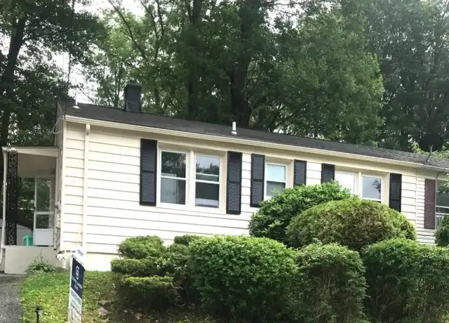 Property at 346 Washington Ave, Dover, NJ, 07801, 2 beds, 1 bath, [object Object]