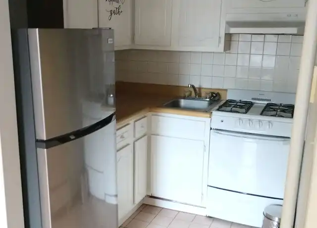 Property at 240 W 23rd St Unit 4A, New York, NY, 10011, 1 bed, 1 bath, [object Object]