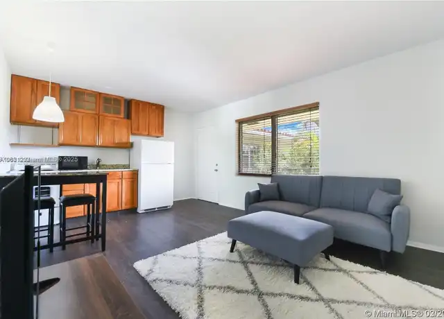 Property at 345 Michigan Ave #17, Miami Beach, FL, 33139, 1 bed, 1 bath, [object Object]