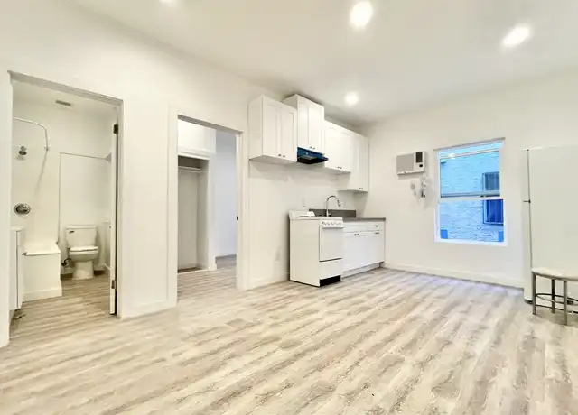 Property at 1411 S Burlington Ave Unit 30, Los Angeles, CA, 90006, 1 bed, 1 bath, [object Object]