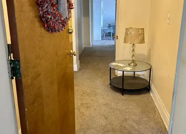 Property at 270 Emerson St Apt 8, Pittsburgh, PA, 15206, 2 beds, 1 bath, [object Object]