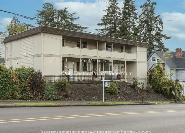 Property at 716 9th St, Oregon City, OR, 97045, 2 beds, 1 bath, [object Object]