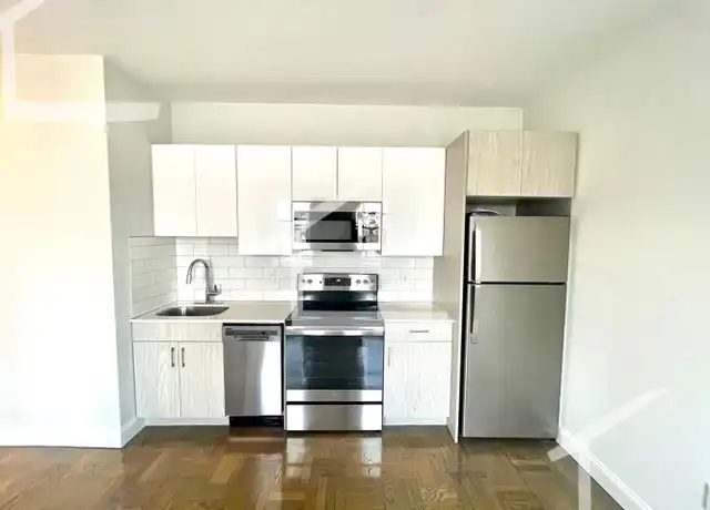 Property at 28 Queensberry St, Boston, MA, 02215, 2 beds, 1 bath, [object Object]