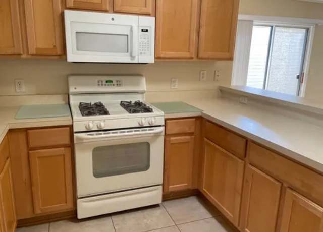 Photo of 2442 Southern Oak St, The Villages, FL 32162