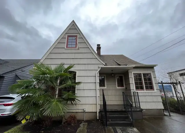 Property at 2708 N Emerson St, Portland, OR, 97217, 3 beds, 1.5 baths, [object Object]