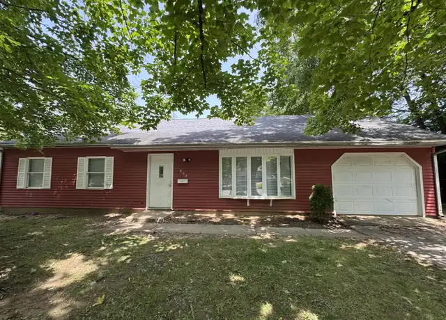 Property at 805 Southmoor Dr, Danville, IL, 61832, 3 beds, 1 bath, [object Object]