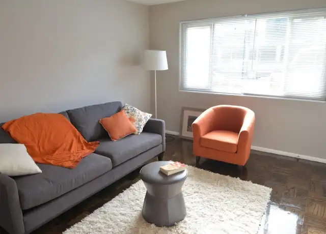 Property at 1101 10th Ave E, Seattle, WA, 98102, 1 bed, 1 bath, [object Object]