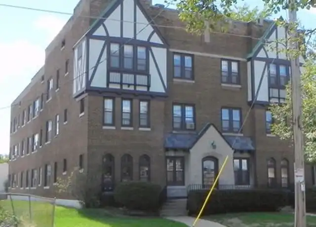 Property at 309 Arlington St Unit 101, Waukesha, WI, 53186, 2 beds, 1 bath, [object Object]