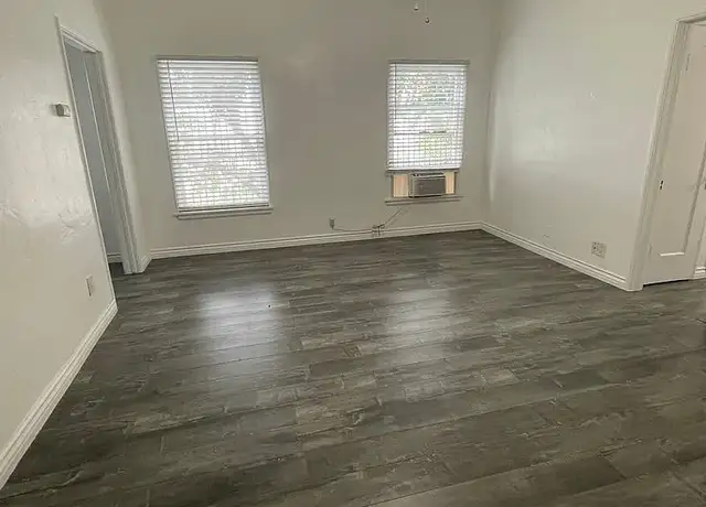 Photo of 323 E Lomita Ave, Glendale, CA 91205