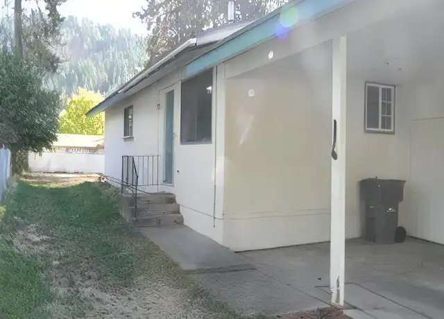 Property at 2112 N 13th St, Coeur D Alene, ID, 83814, 2 beds, 2 baths, [object Object]
