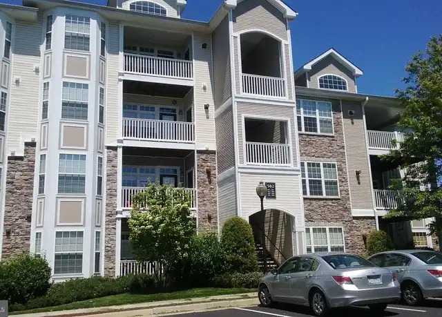 Property at 307 Sunset View Ter SE Unit 307, Leesburg, VA, 20175, 1 bed, 1 bath, [object Object]