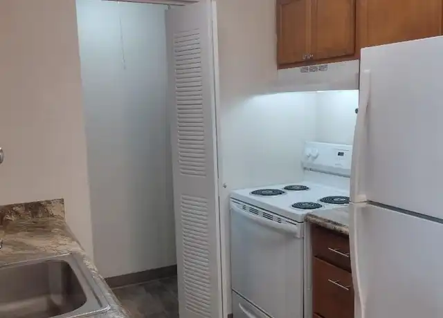 Property at 19705 SW Boones Ferry Rd Unit 028, Tualatin, OR, 97062, 1 bed, 1 bath, [object Object]