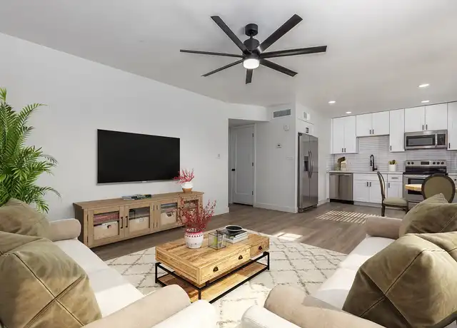 Property at 4410 N 14th St, Phoenix, AZ, 85014, 2 beds, 1 bath, [object Object]