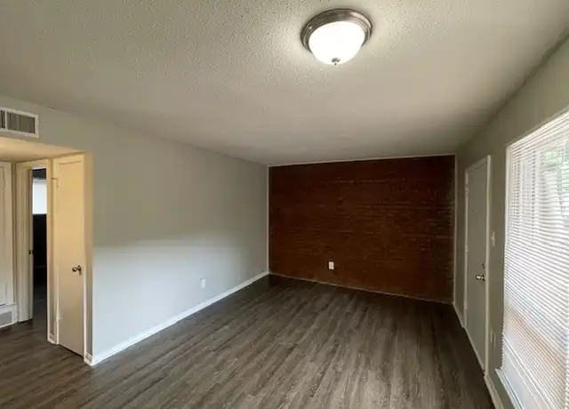 Property at 605 Patterson St Unit 5, Memphis, TN, 38111, 2 beds, 1 bath, [object Object]