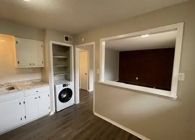 Property at 605 Patterson St Unit 5, Memphis, TN, 38111, 2 beds, 1 bath, [object Object]