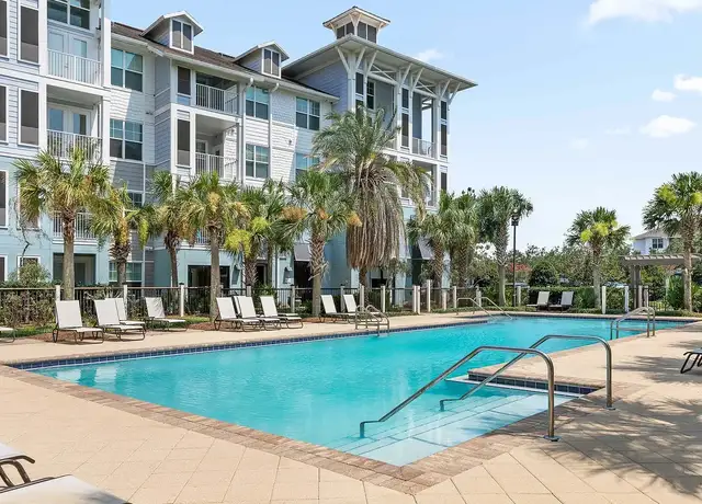Photo of 4131 Commons Dr W, Destin, FL 32541