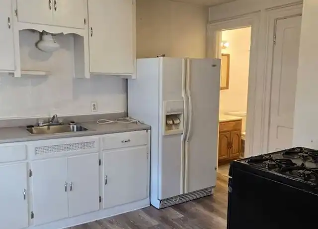 Property at 343 Broad St Unit Lower Front, Tonawanda, NY, 14150, 1 bed, 1 bath, [object Object]