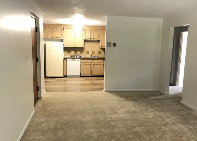 Photo of 89 Lexington St, Auburndale, MA 02466