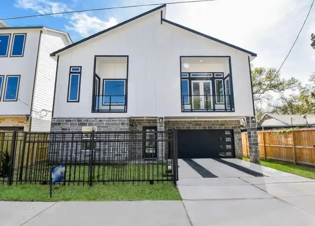 Property at 811 Paul Quinn St, Houston, TX, 77091, 3 beds, 2.5 baths, [object Object]