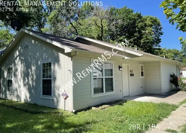 Property at 823 NE Arter Ave, Topeka, KS, 66616, 2 beds, 1 bath, [object Object]
