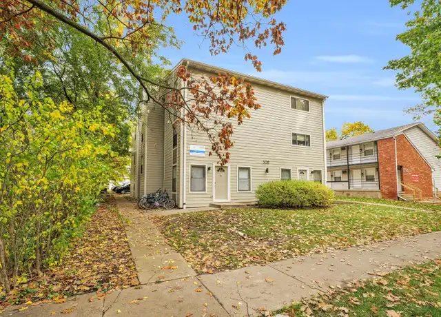 Property at 508 W White St Unit 32, Champaign, IL, 61820, 3 beds, 1.5 baths, [object Object]