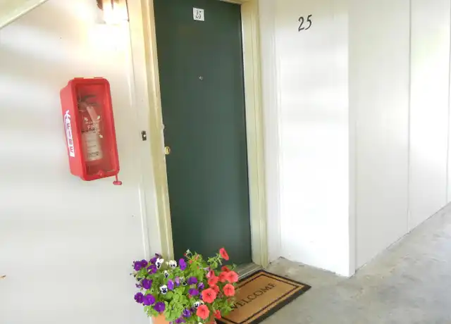 Property at 705 S Jackson St Unit 25, Brenham, TX, 77833, 2 beds, 1 bath, [object Object]