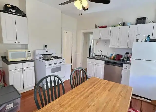 Property at 86 South St, Jamaica Plain, MA, 02130, 3 beds, 1 bath, [object Object]
