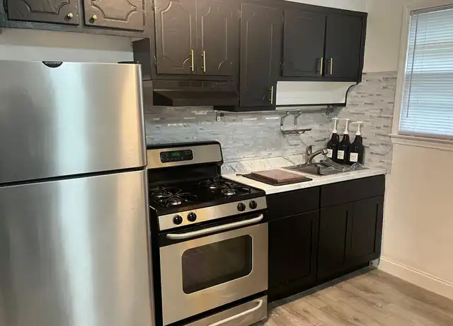 Property at 122 Woodland Ave Unit 1, Yonkers, NY, 10703, 1 bed, 1 bath, [object Object]