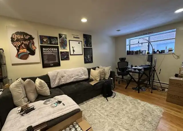 Property at 70 Lafayette Ave, Chelsea, MA, 02150, 1 bed, 1 bath, [object Object]